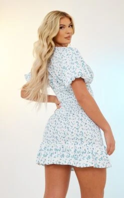 Blue Ditsy Floral Print Shirred V Neck Bodycon Dress 8 Blue Ditsy Floral Print Shirred V Neck Bodycon Dress -Cheap Dress Store 7b7431d7649ccafdeff317ae6d65f21f6d0ab525 cnc8280 2