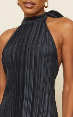 Black Plisse High Neck Low Back Maxi Dress 10 Black Plisse High Neck Low Back Maxi Dress -Cheap Dress Store 8eb44d222f51f27a2cdd6d9314a7e04b4672c825 cnd2061 4