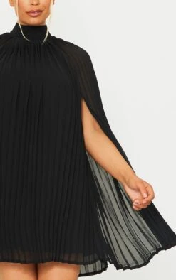 Black Pleated Cape High Neck Shift Dress -Cheap Dress Store debd4fbd2c8bc0fbaf677195a6c49c1ab63d5e08 cmn7019 4